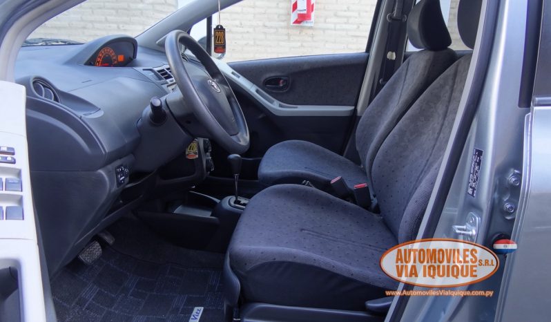 
								TOYOTA VITZ AÑO 2009 full									