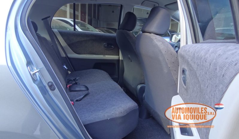 
								TOYOTA VITZ AÑO 2009 full									