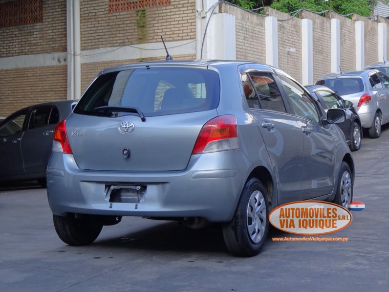 
								TOYOTA VITZ AÑO 2009 full									