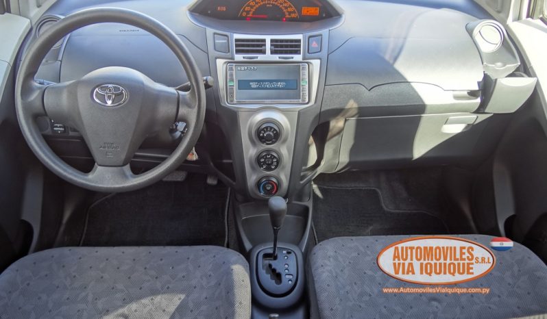 
								TOYOTA VITZ AÑO 2009 full									