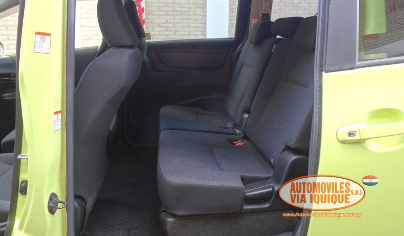 
								TOYOTA SIENTA AÑO 2015 full									
