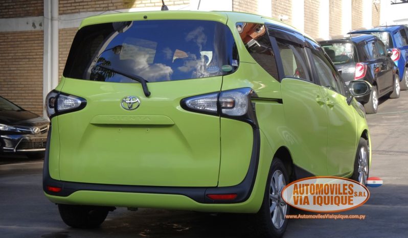 
								TOYOTA SIENTA AÑO 2015 full									