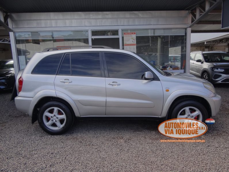 
								TOYOTA RAV4 AÑO 2002 full									