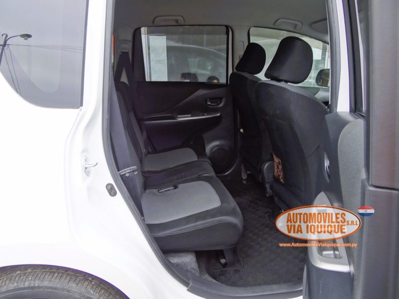
								TOYOTA RACTIS AÑO 2005 full									