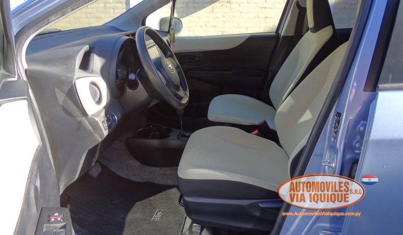
								TOYOTA VITZ AÑO 2012 full									