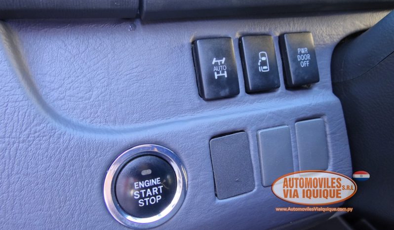 
								TOYOTA NOAH AÑO 2007 full									