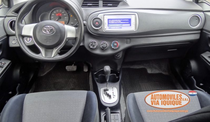 
								TOYOTA VITZ AÑO 2012 full									