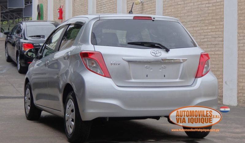 
								TOYOTA VITZ AÑO 2012 full									