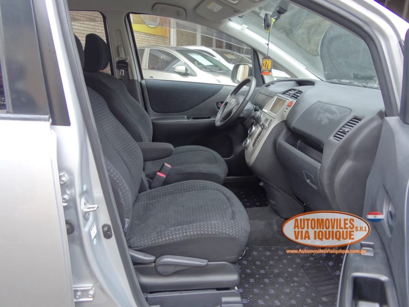 
								TOYOTA RACTIS AÑO 2008 full									