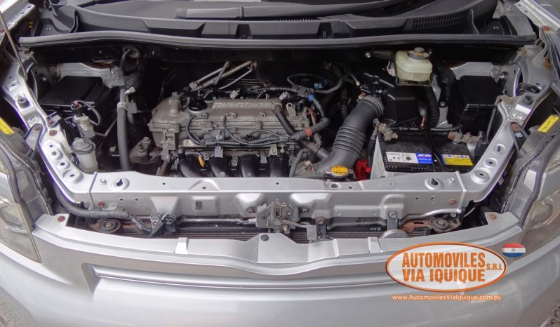 
								TOYOTA VOXY AÑO 2008 full									