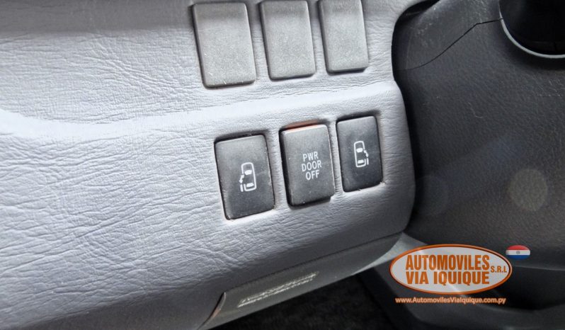 
								TOYOTA VOXY AÑO 2008 full									