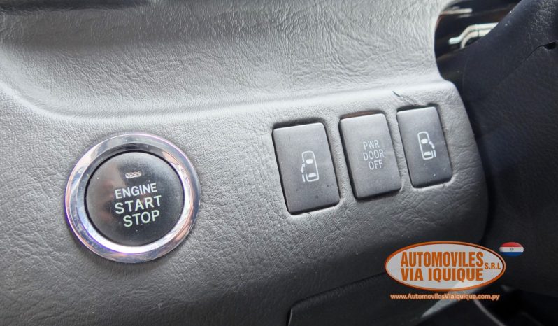 
								TOYOTA VOXY AÑO 2010 full									