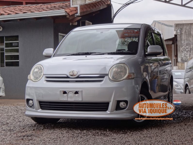 
								TOYOTA SIENTA AÑO 2009 full									