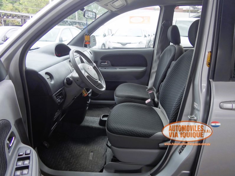 
								TOYOTA SIENTA AÑO 2009 full									