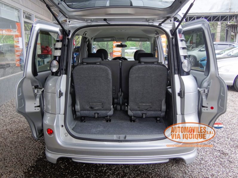 
								TOYOTA SIENTA AÑO 2009 full									