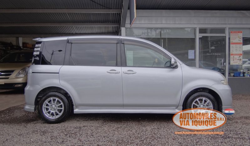 
								TOYOTA SIENTA AÑO 2009 full									