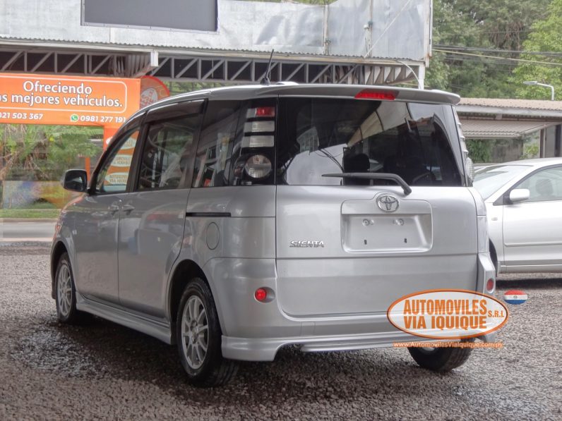 
								TOYOTA SIENTA AÑO 2009 full									