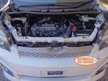 TOYOTA VOXY AÑO 2010