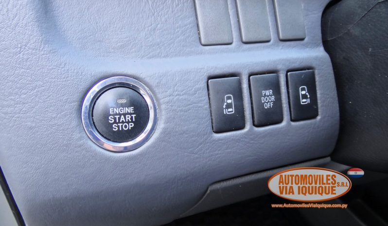 
								TOYOTA NOAH AÑO 2008 full									