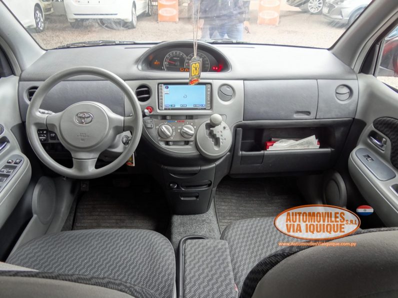 
								TOYOTA SIENTA AÑO 2009 full									