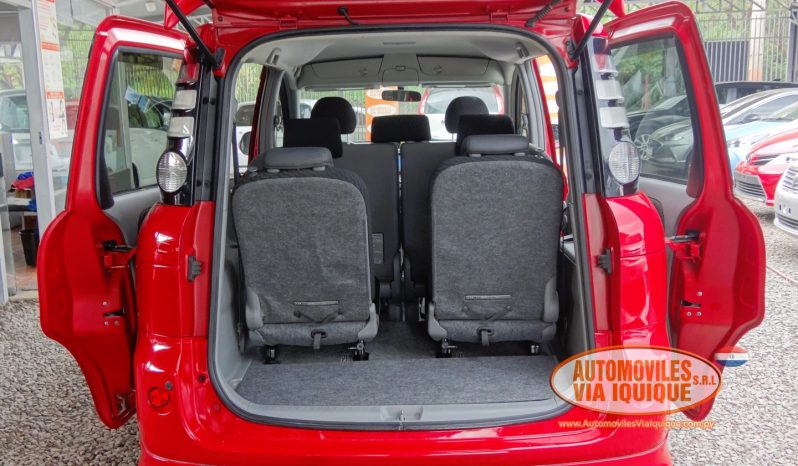 
								TOYOTA SIENTA AÑO 2009 full									