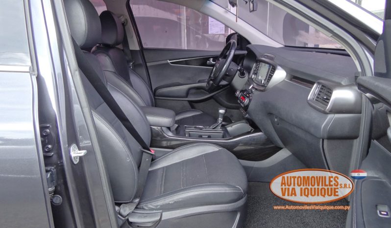 
								KIA SORENTO AÑO 2018 full									