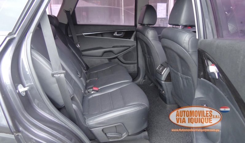 
								KIA SORENTO AÑO 2018 full									
