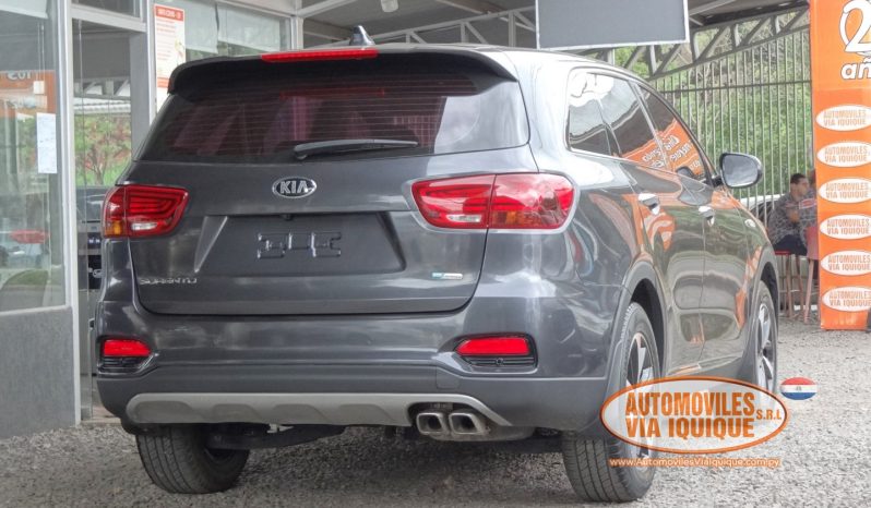 
								KIA SORENTO AÑO 2018 full									
