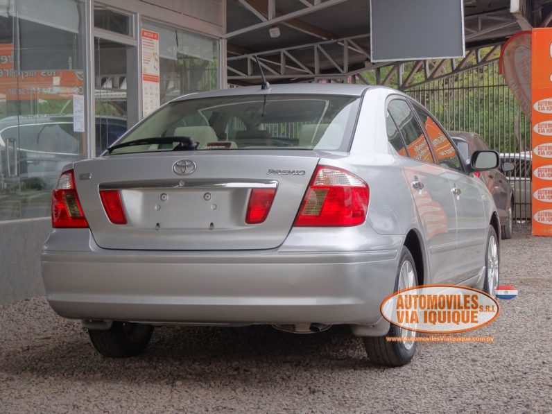 
								TOYOTA PREMIO AÑO 2002 full									