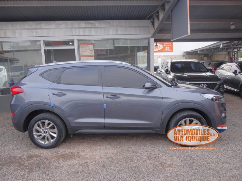 
								HYUNDAI TUCSON AÑO 2016 full									