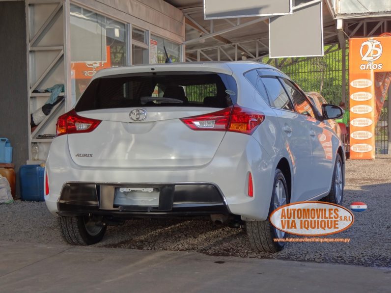 
								TOYOTA NEW AURIS AÑO 2012 full									