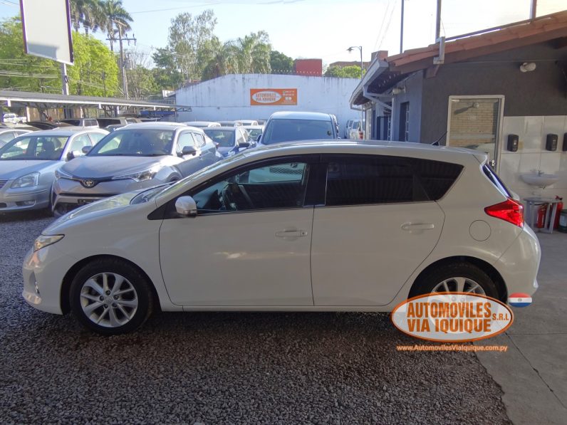 
								TOYOTA NEW AURIS AÑO 2012 full									