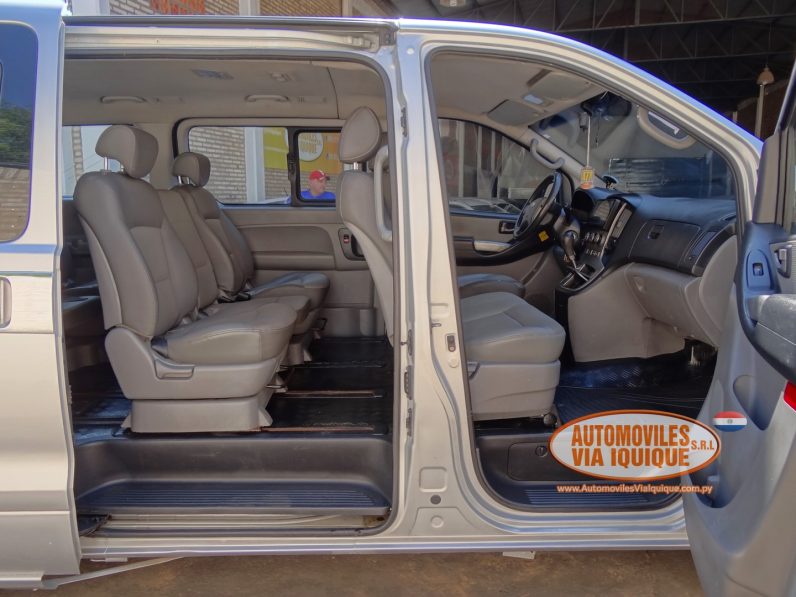 
								HYUNDAI STAREX AÑO 2008 full									