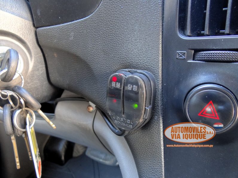 
								HYUNDAI STAREX AÑO 2008 full									