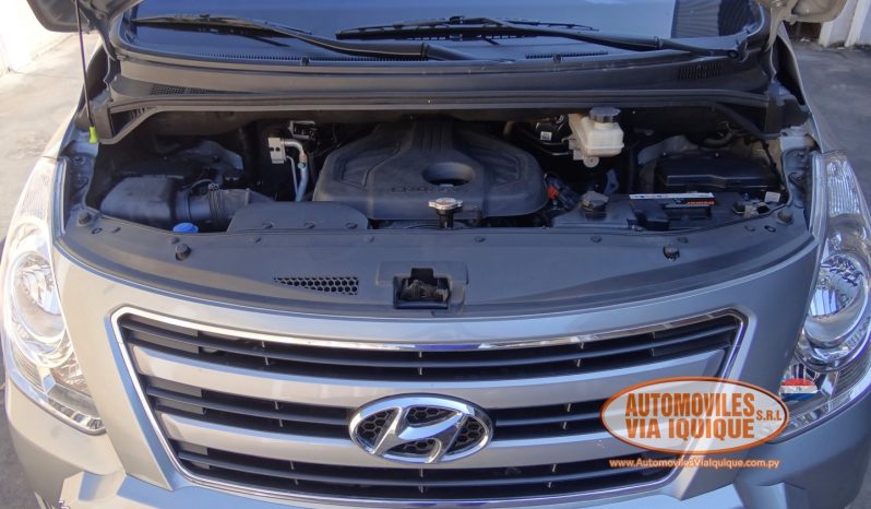 
								HYUNDAI STAREX AÑO 2017 full									