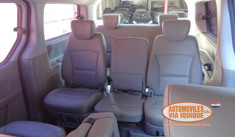 
								HYUNDAI STAREX AÑO 2017 full									