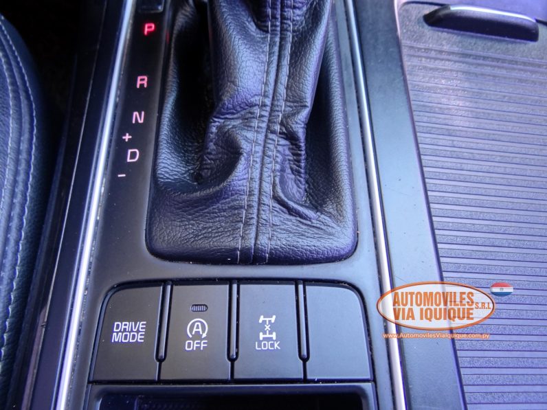 
								KIA SORENTO AÑO 2015 full									