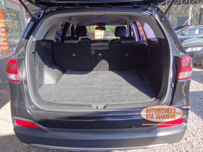 
								KIA SORENTO AÑO 2015 full									