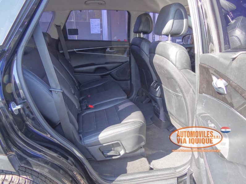 
								KIA SORENTO AÑO 2015 full									