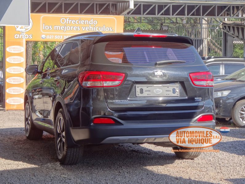 
								KIA SORENTO AÑO 2015 full									