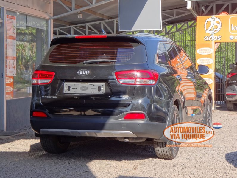 
								KIA SORENTO AÑO 2015 full									