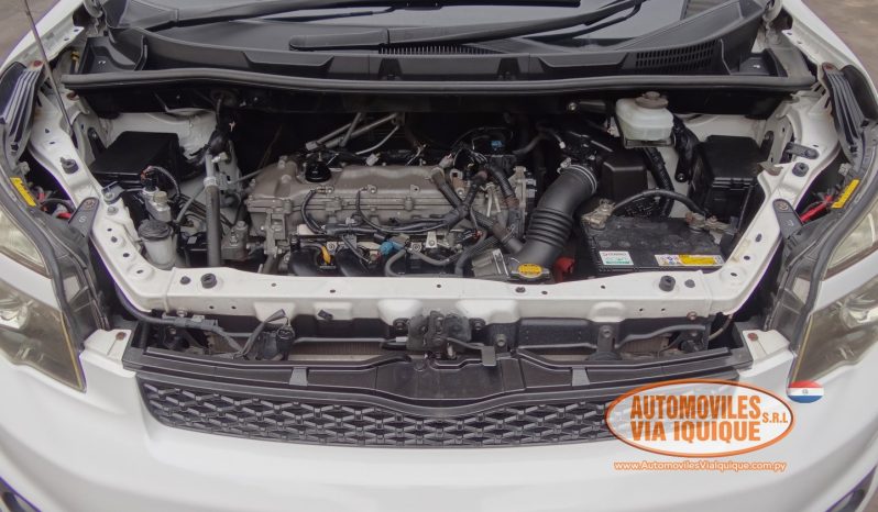 
								TOYOTA VOXY AÑO 2010 full									