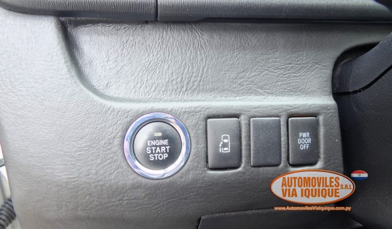 
								TOYOTA VOXY AÑO 2010 full									