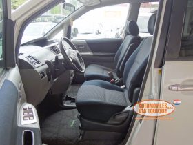 TOYOTA VOXY AÑO 2006