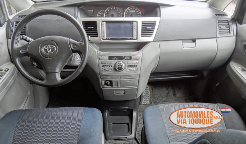 
								TOYOTA VOXY AÑO 2006 full									