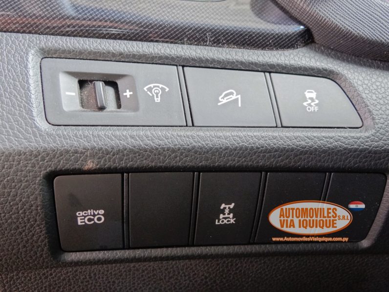 
								HYUNDAI SANTAFE AÑO 2013 full									