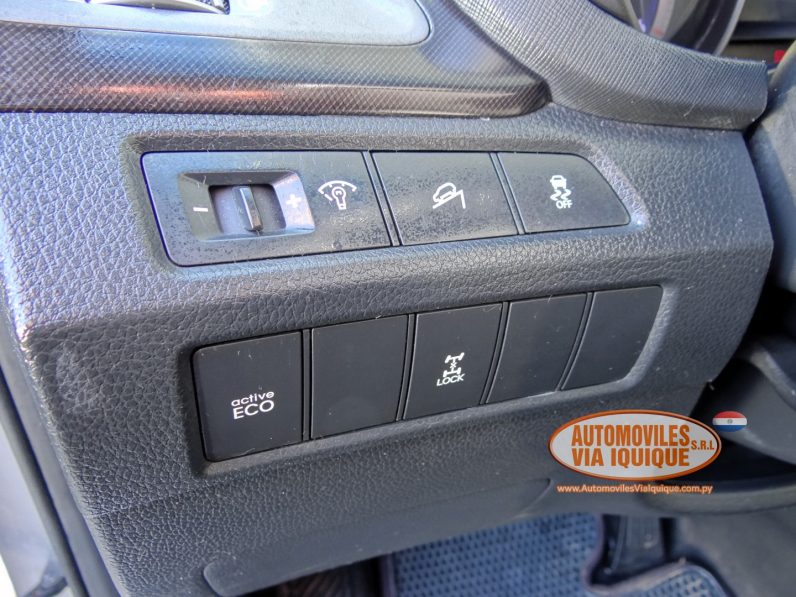 
								HYUNDAI SANTAFE AÑO 2013 full									