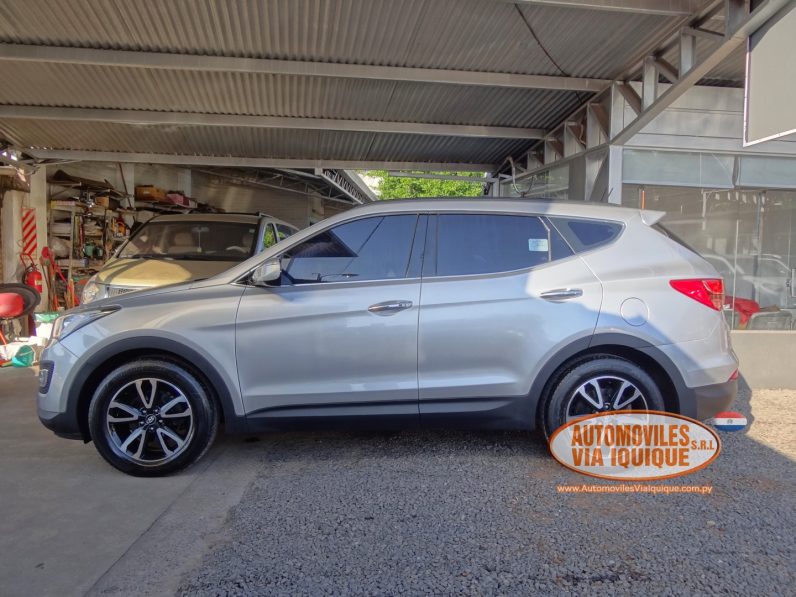 
								HYUNDAI SANTAFE AÑO 2013 full									