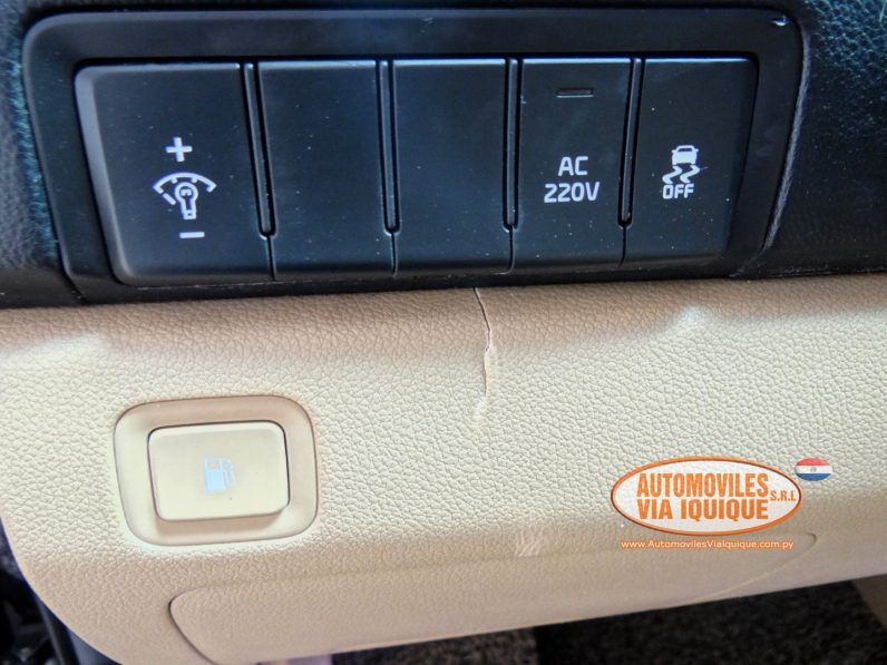 
								KIA CARNIVAL LIMO AÑO 2015 full									