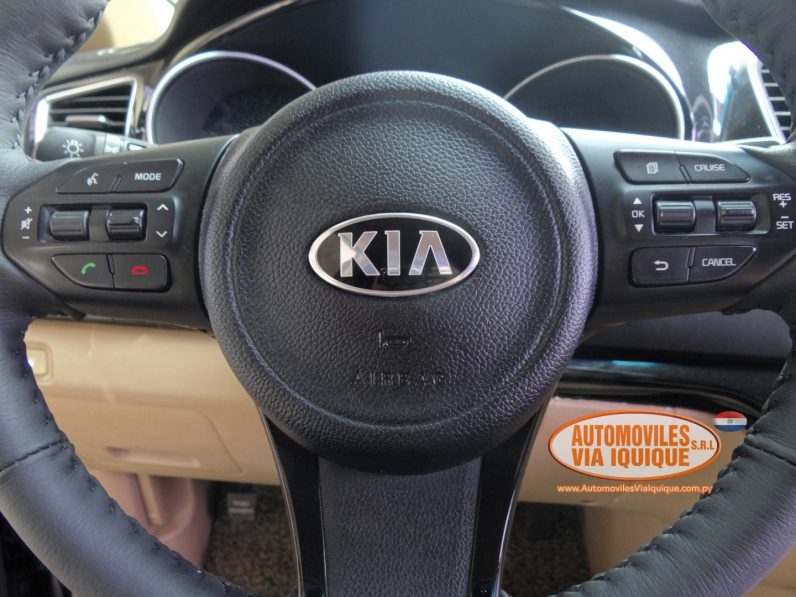 
								KIA CARNIVAL LIMO AÑO 2015 full									